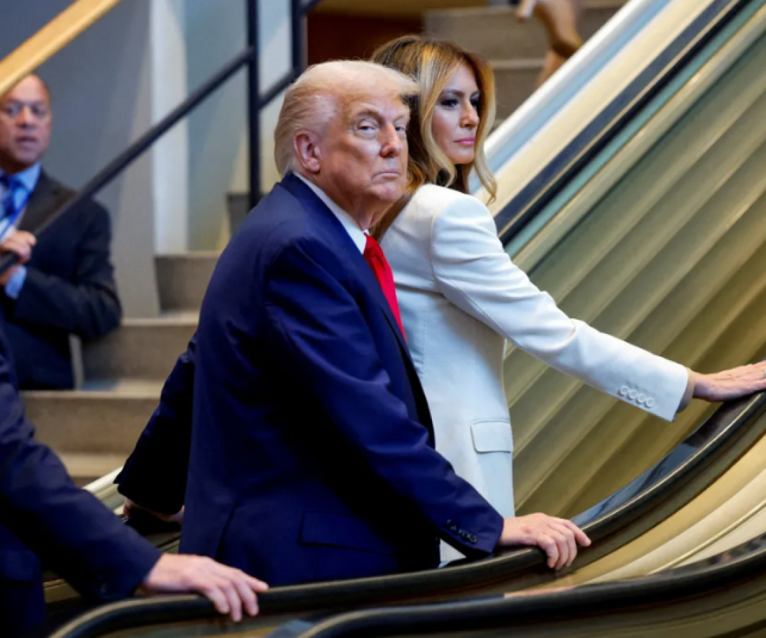 Trump acusa ONU de “tripla sabotagem” com falhas em escada rolante, teleprompter e som