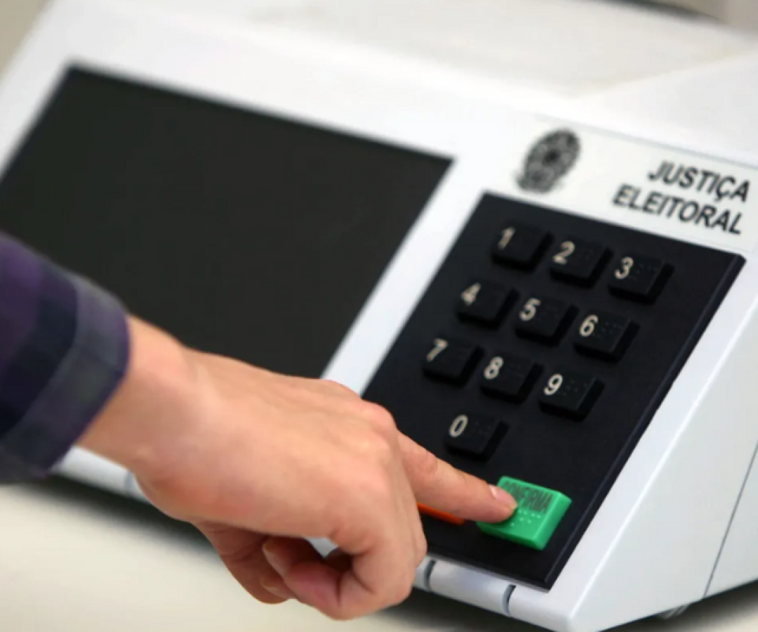 Favoritismo para governos estaduais em 2026 aponta vantagem de nomes conhecidos