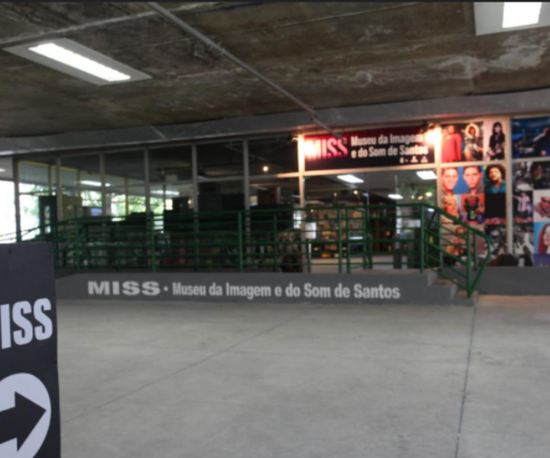 MIS Santos celebra Halloween com programação especial de filmes e atrações temáticas