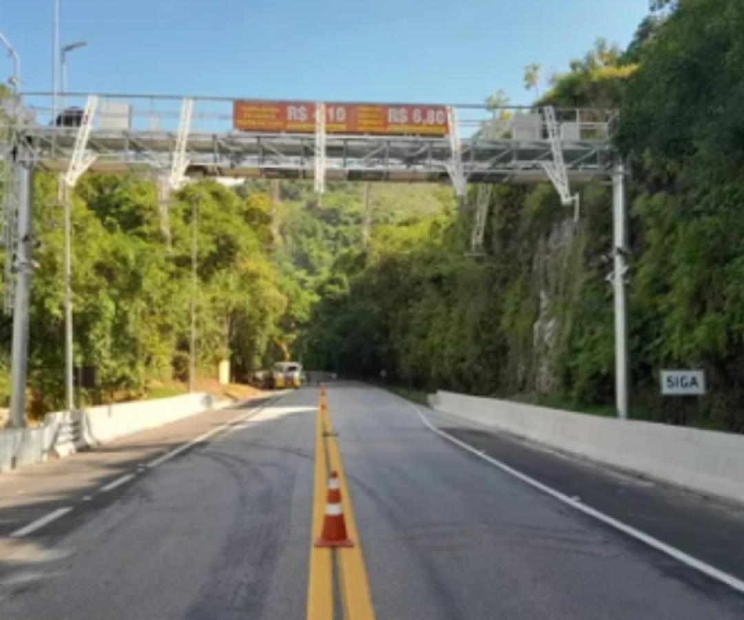 Novo pedágio eletrônico começa a operar na Baixada Santista com cobrança automática