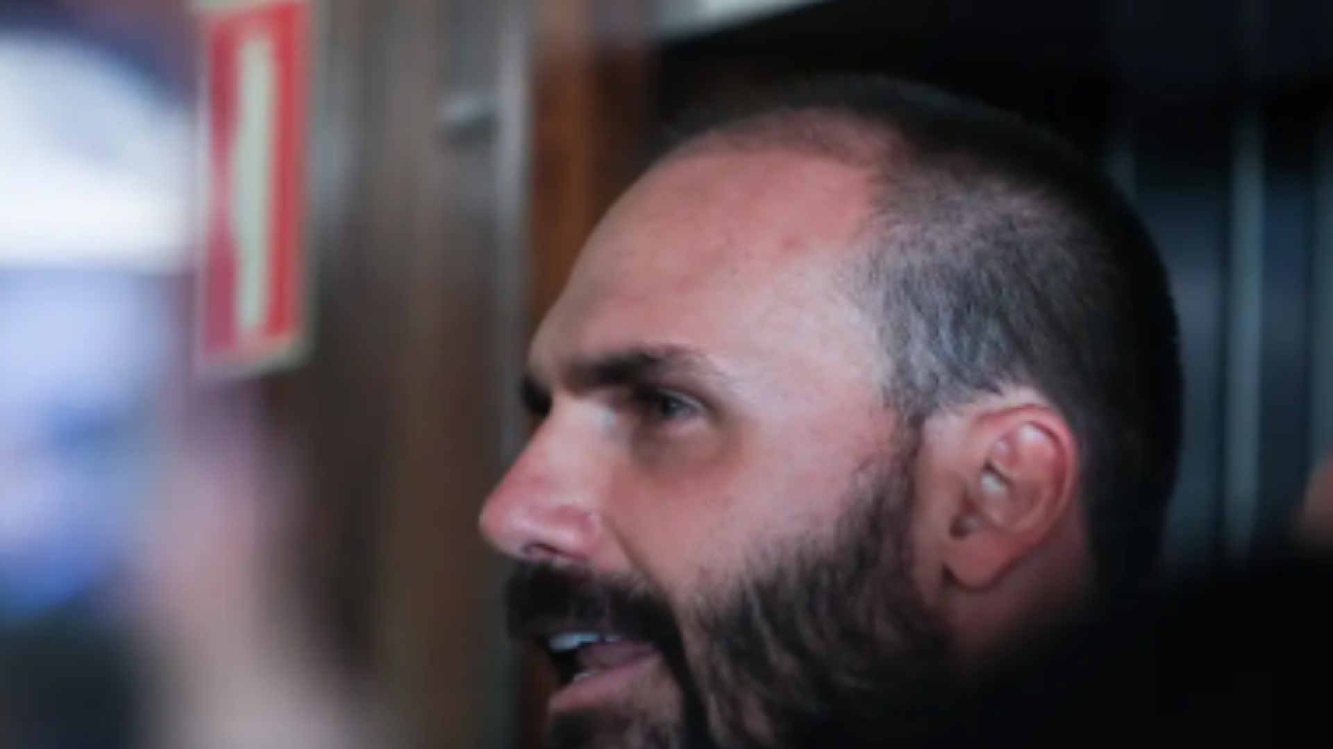 Delegado Freitas vai relatar processo contra Eduardo Bolsonaro