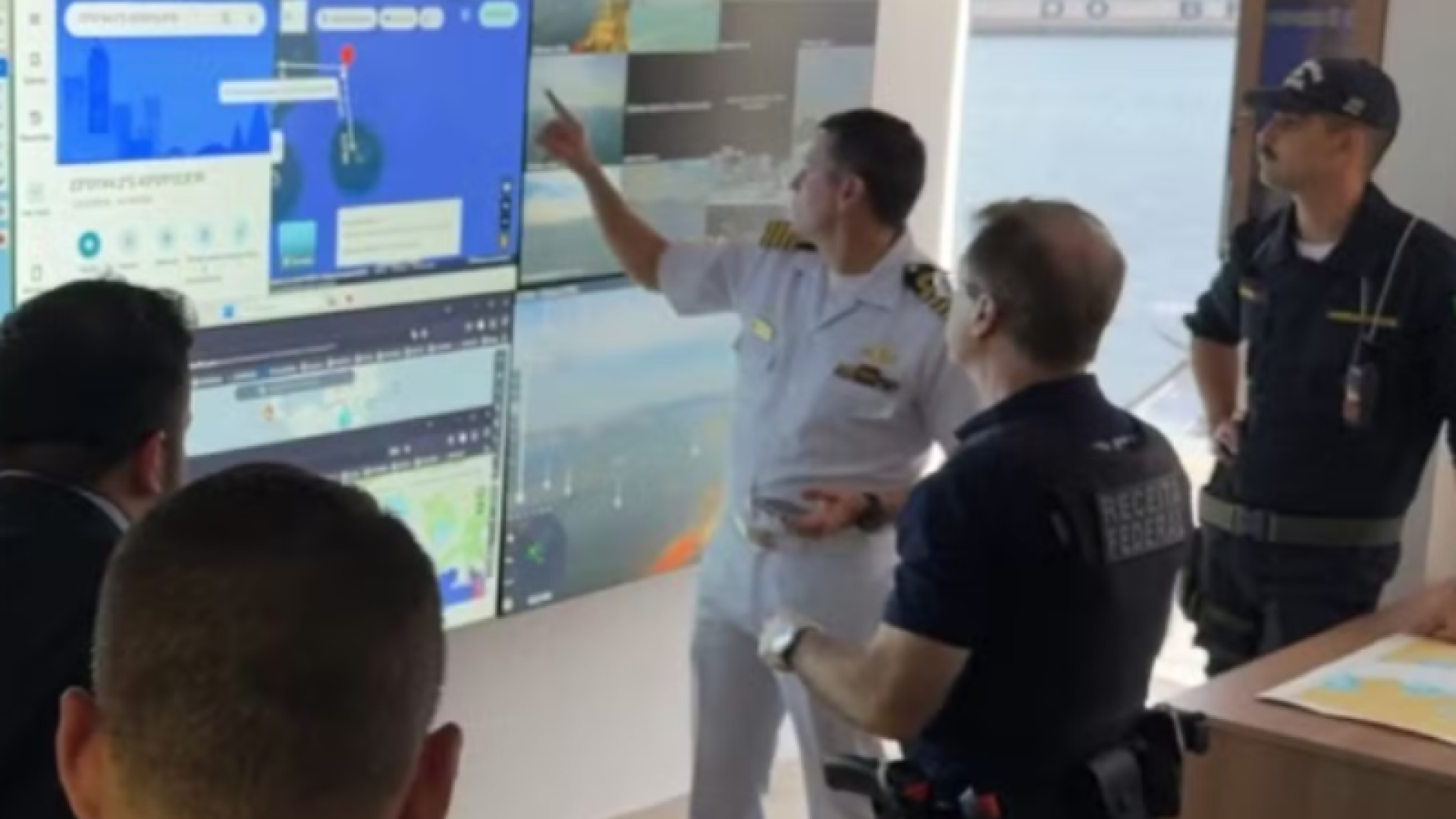 Receita Federal retém carga de dois navios em operação contra fraudes na importação de combustíveis