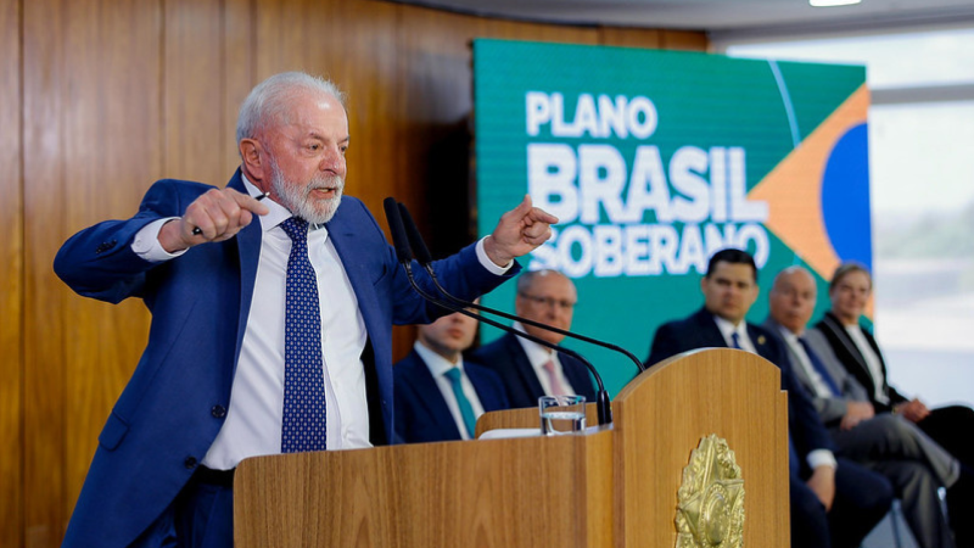 O presidente Luiz Inácio Lula da Silva voltou a criticar a interferência estrangeira em assuntos domésticos, nesta