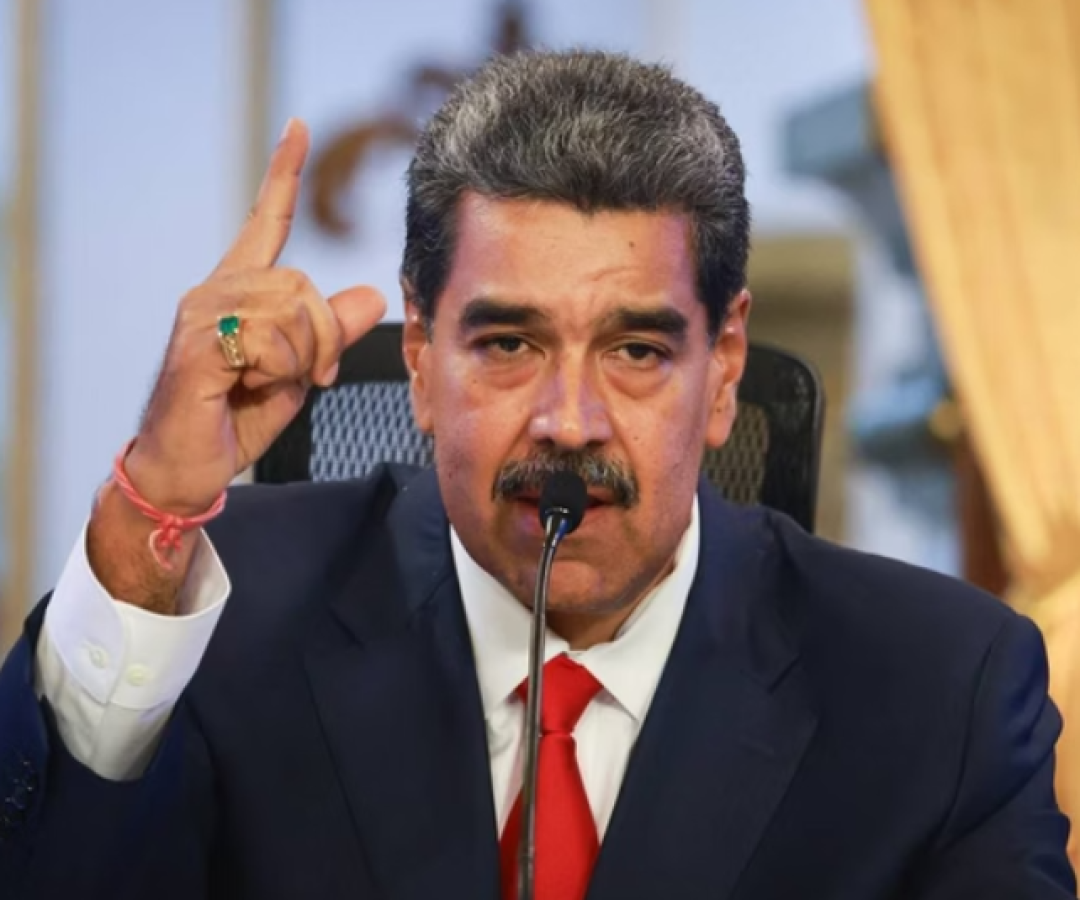 O presidente da Venezuela, Nicolás Maduro, anunciou a mobilização de 4,5 milhões de milicianos em resposta às recentes ações do governo