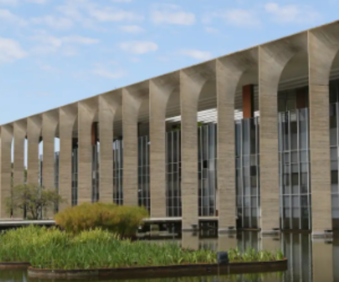 MRE chama de "inverdades" declarações de ministro de Israel sobre Lula