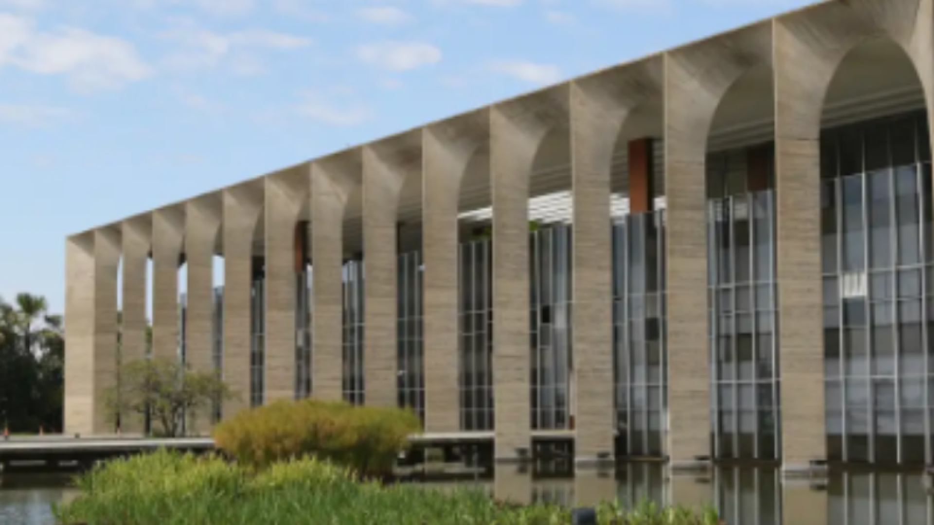 MRE chama de "inverdades" declarações de ministro de Israel sobre Lula