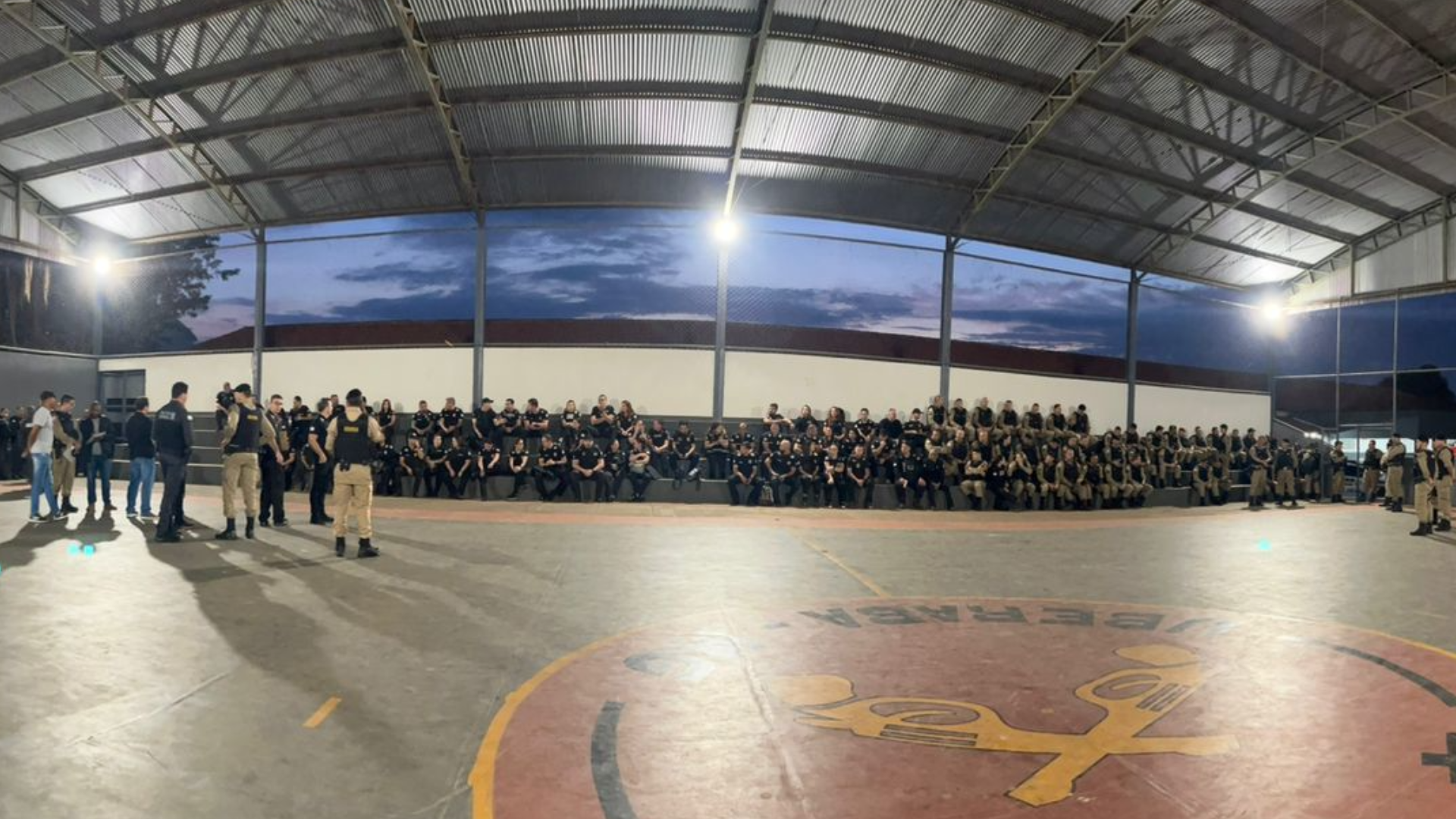 Operação “Sem Sinal” cumpre 42 mandados em Uberaba Operação “Sem Sinal” cumpre 42 mandados em Uberaba