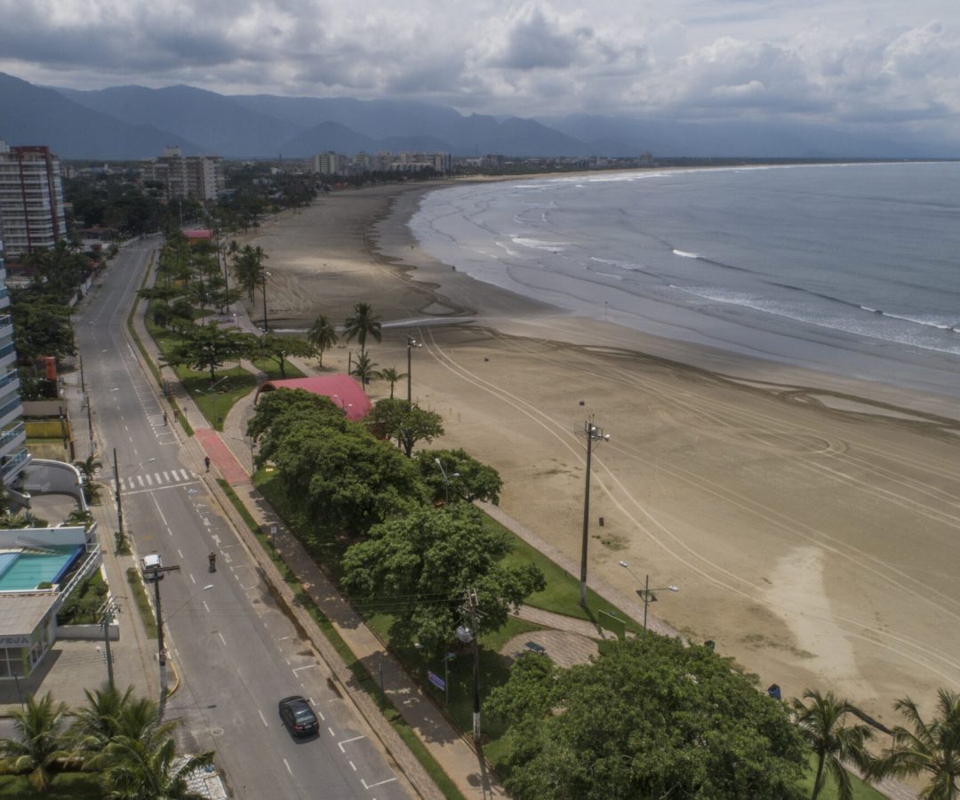 Orla-da-Praia-da-Enseada-2