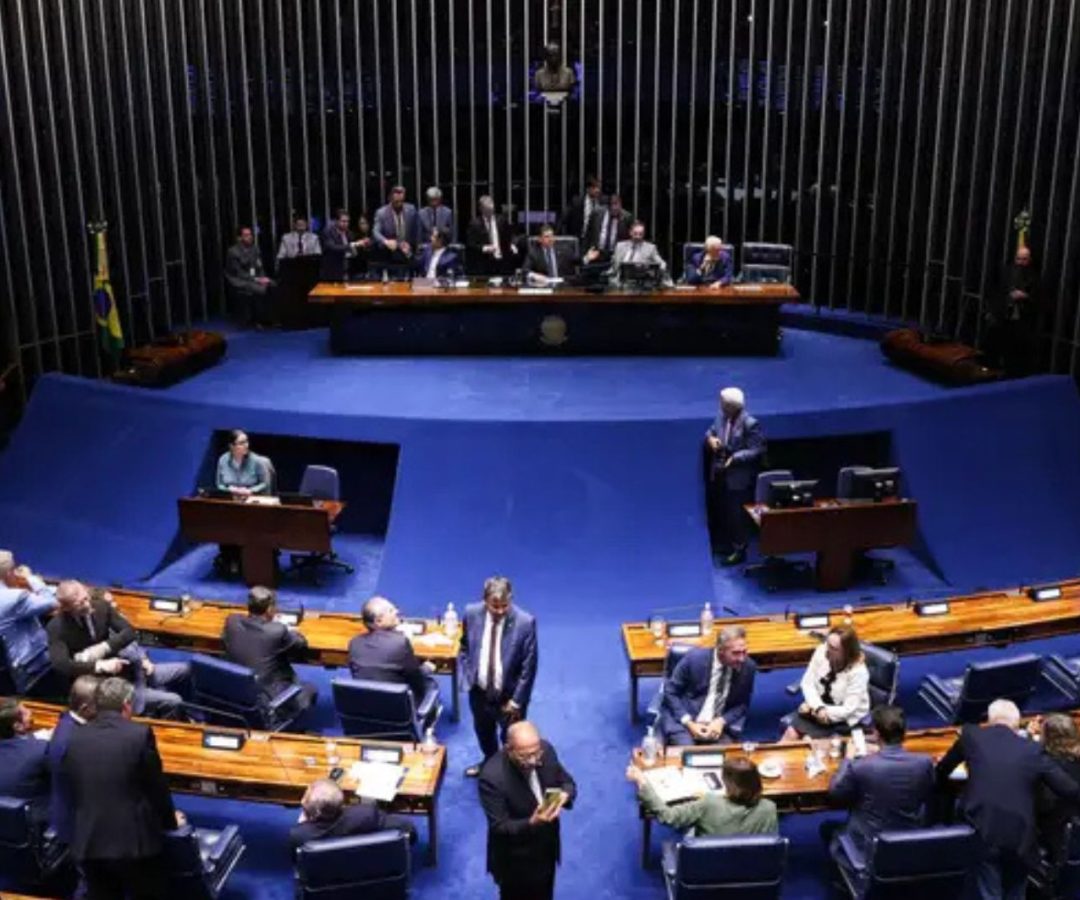PEC da escala 6x1