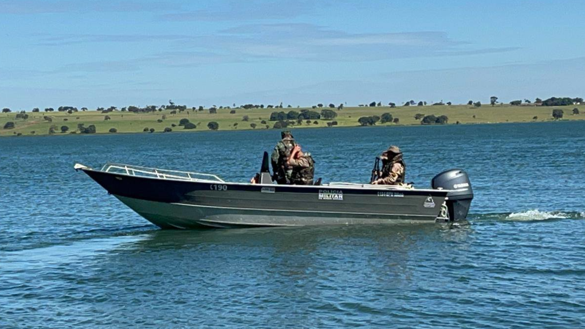 Período de defeso começou e polícia fiscaliza rio
