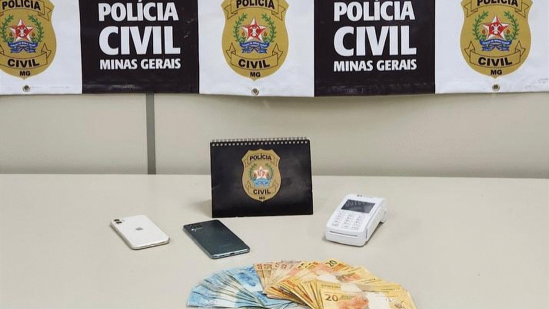 Polícia Civil prende dupla em Uberlândia