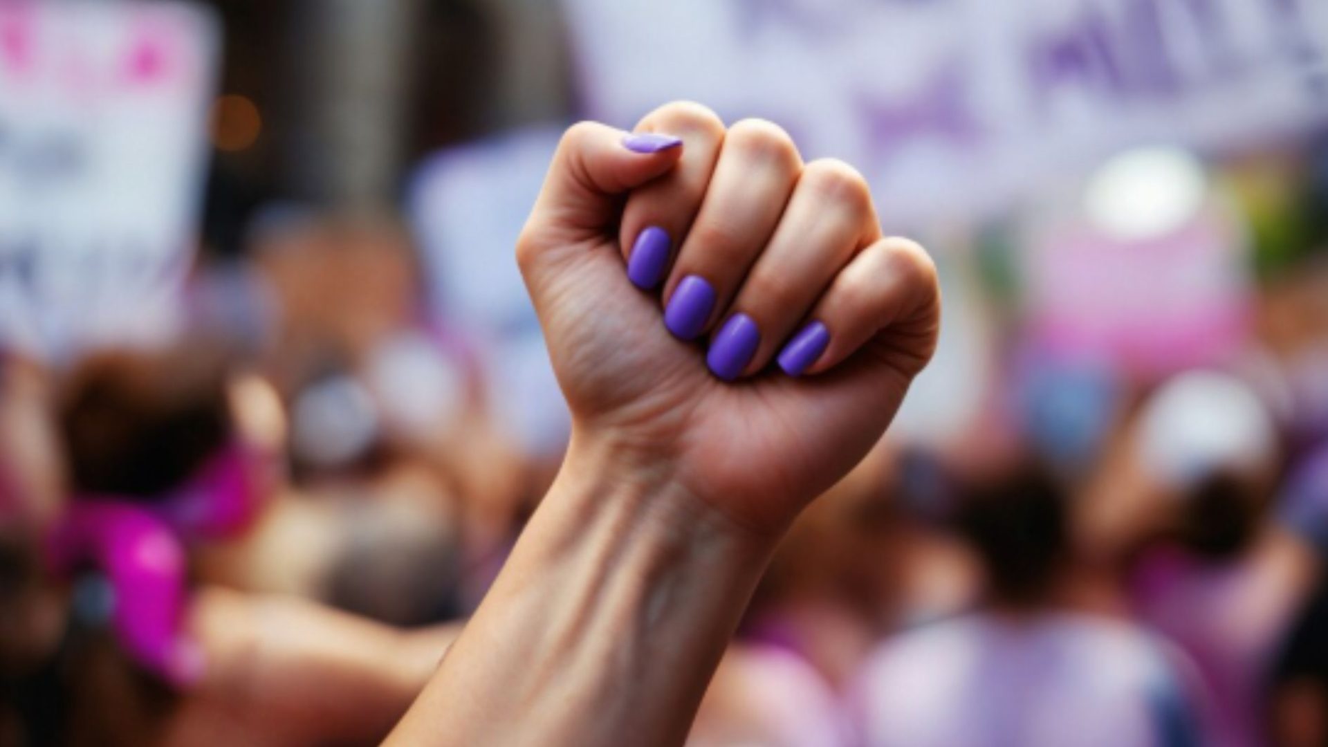 Projeto quer punir uso da Justiça para perseguir mulheres