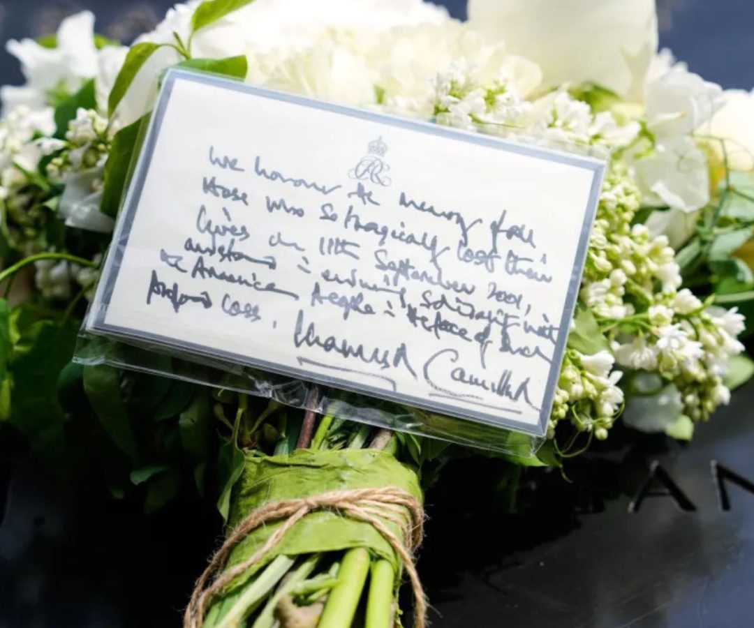 Rei Charles III deixa mensagem no Memorial do 11 de Setembro