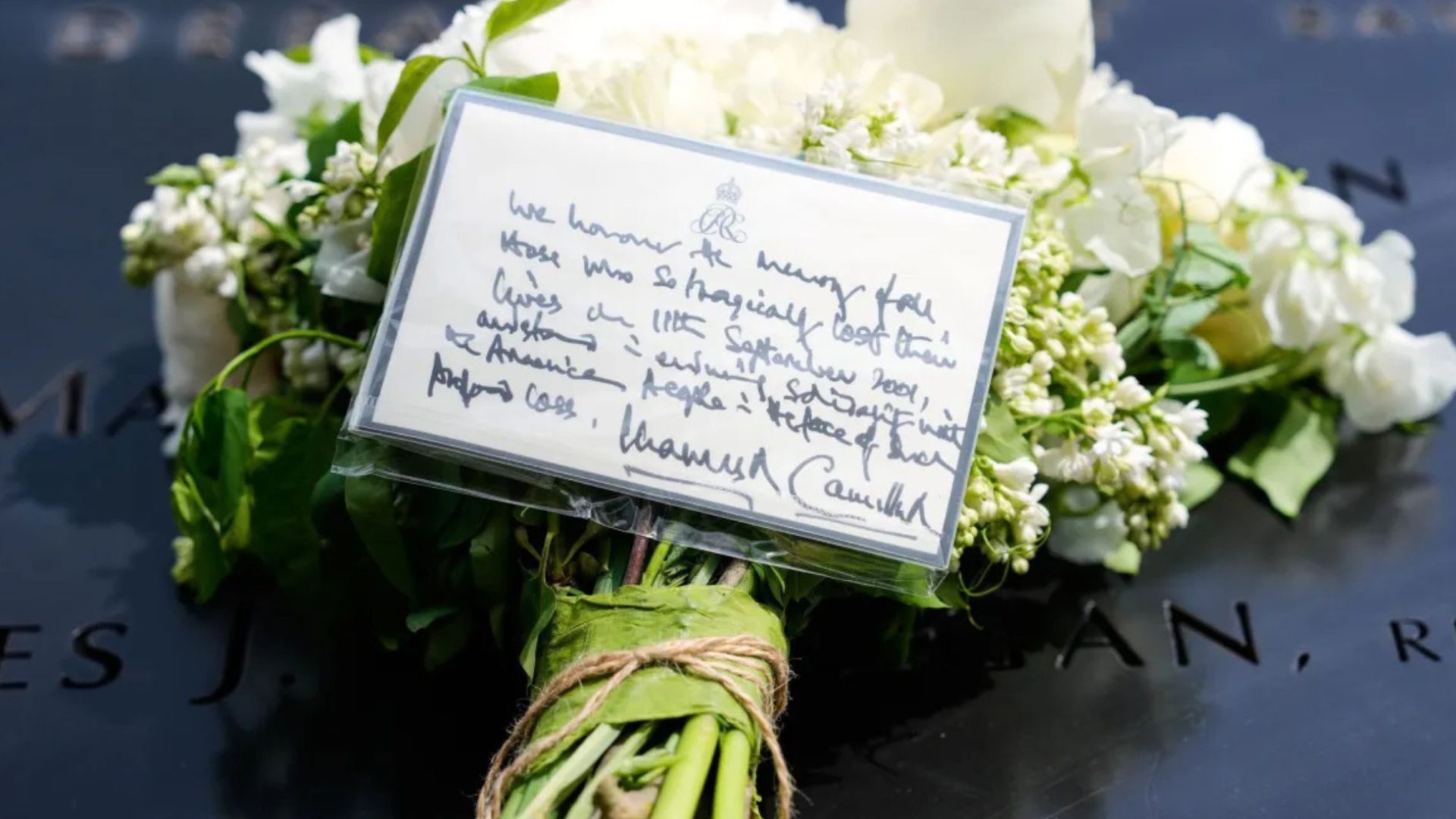 Rei Charles III deixa mensagem no Memorial do 11 de Setembro
