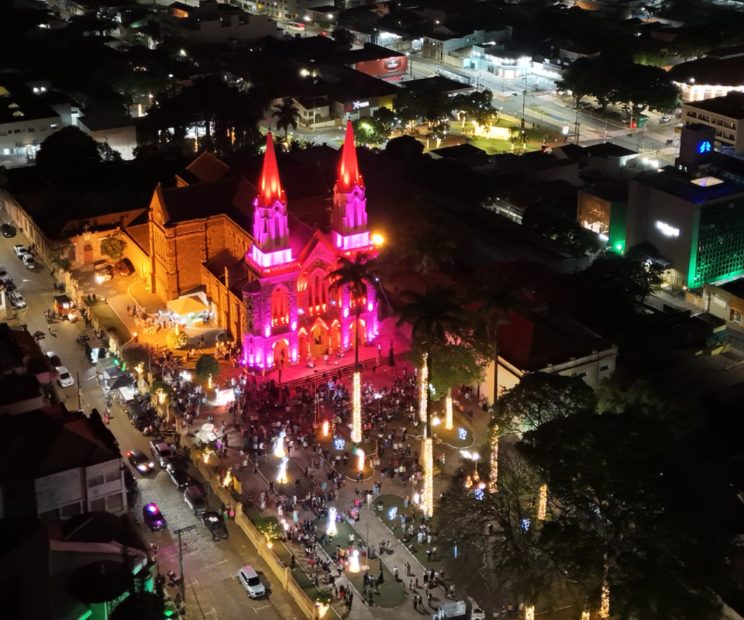 Show de Luzes na Igreja São Domingos em Uberaba