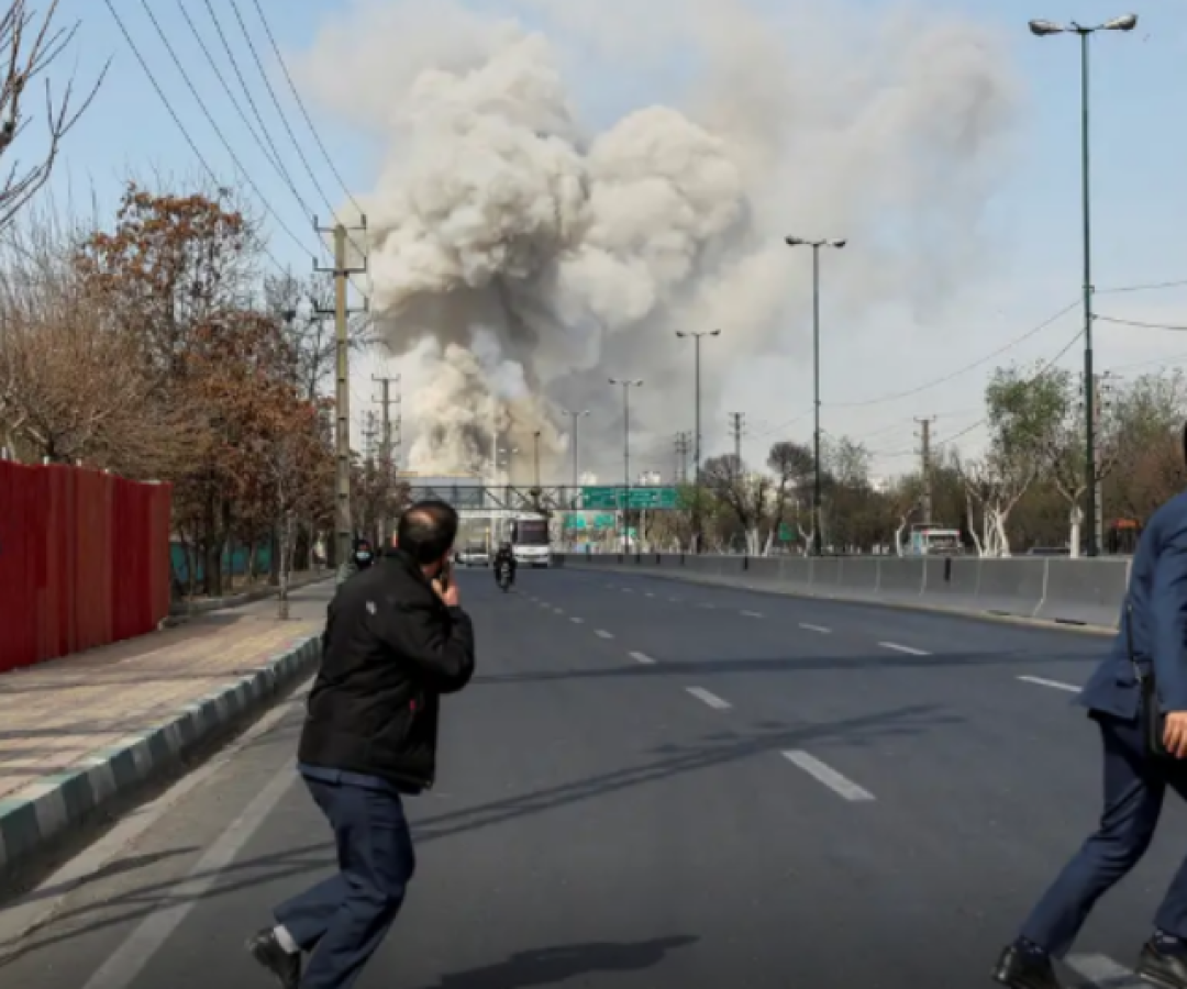 Embaixador do Brasil no Irã: derrubar o regime será tarefa sangrenta
