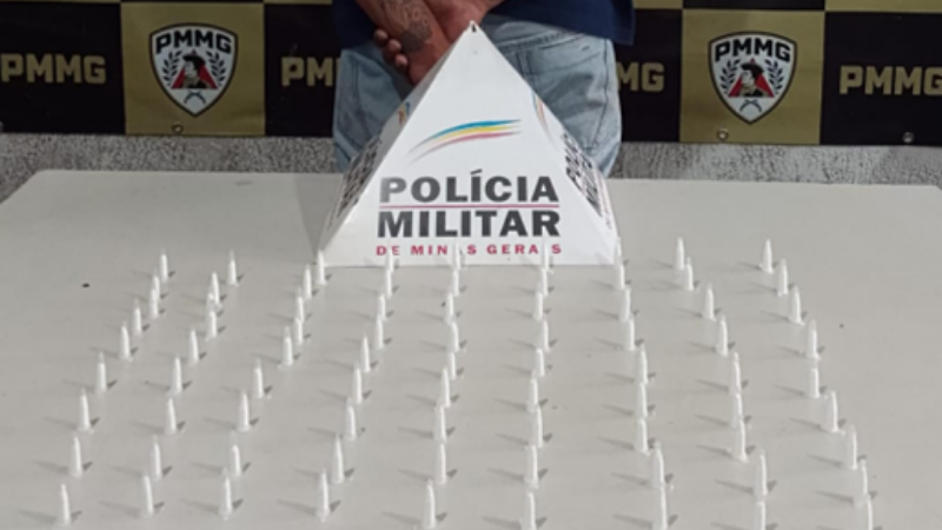 Homem é preso com 84 pinos de cocaína em operação policial no bairro Morumbi