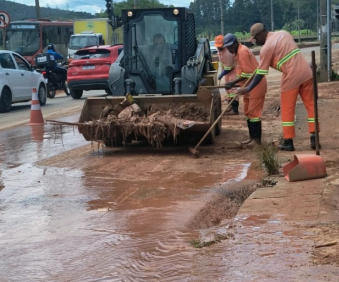 Minas decreta luto oficial e intensifica ações após tragédia das chuvas