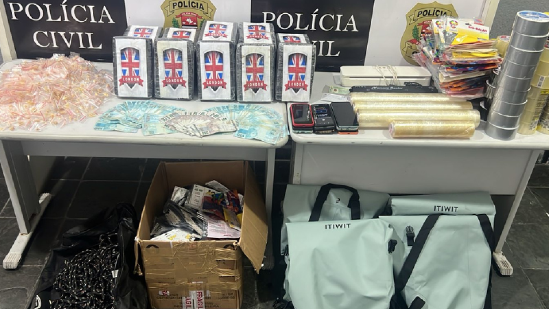 Megaoperação apreende drogas, dinheiro e veículos em Guarujá e Praia Grande