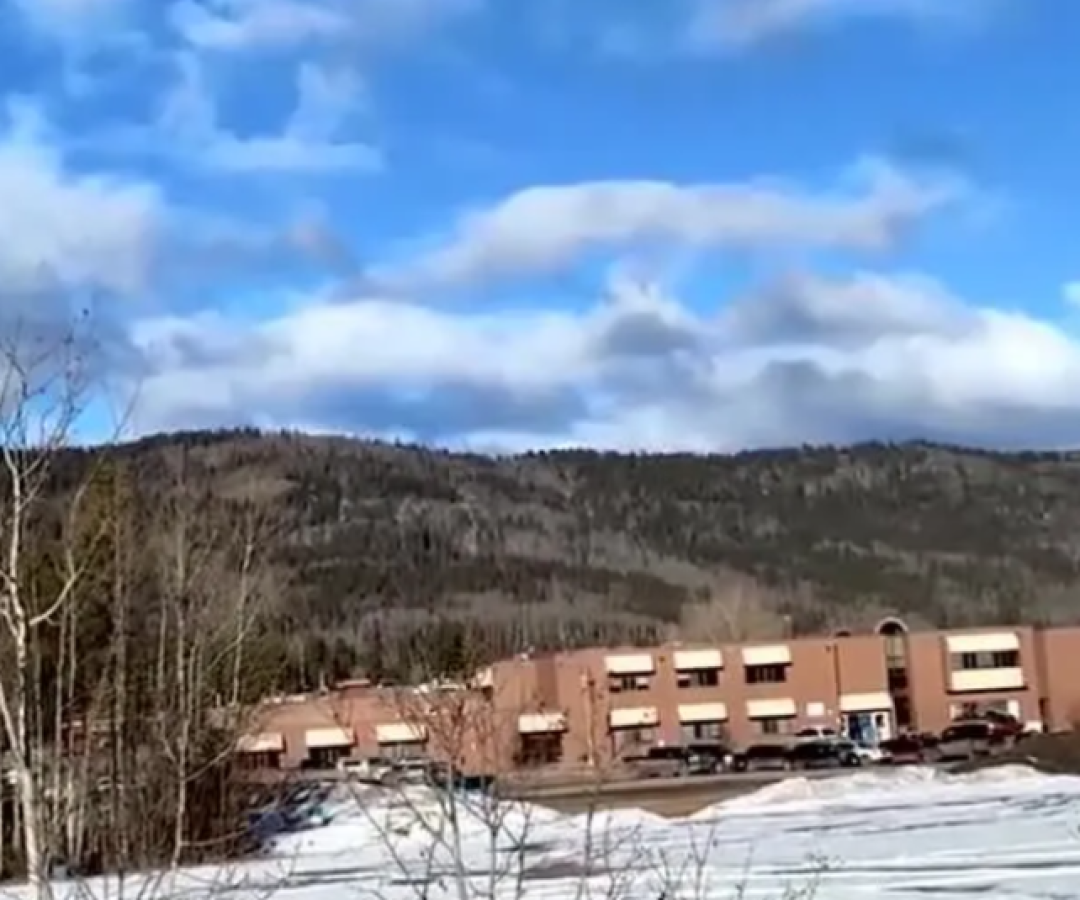 Ataque a tiros em escola no Canadá deixa dez mortos e mais de 25 feridos