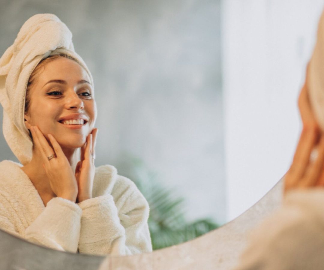 Usar menos cosméticos reduz o nível de contaminantes no corpo