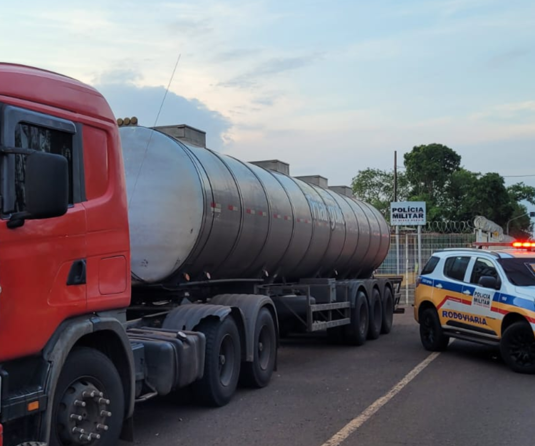 Veículo adulterado é apreendido durante operação d