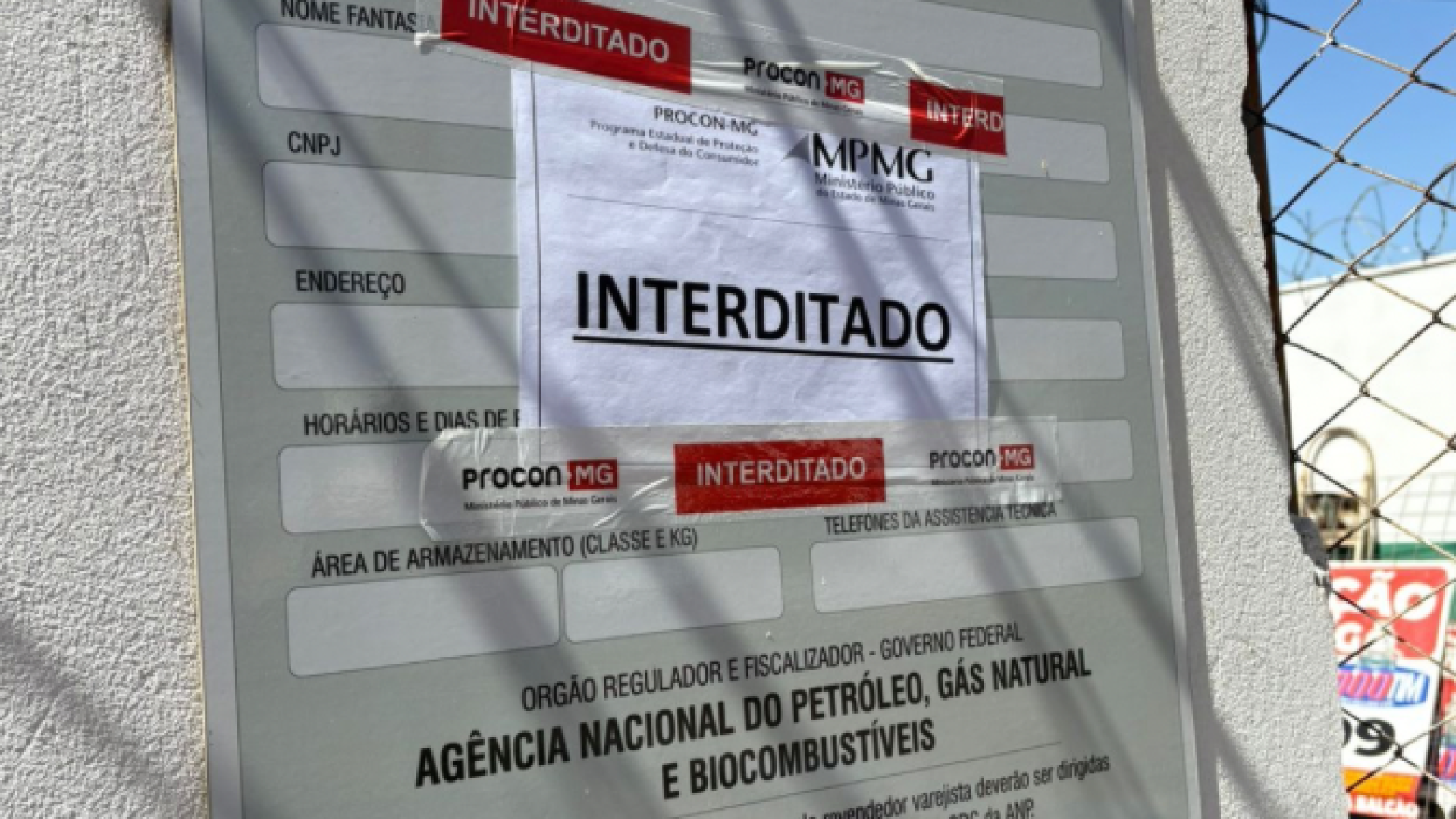 Procon-MPMG fecha ponto ilegal de revenda de gás em Tupaciguara