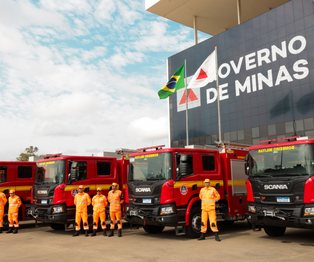 Viaturas entregues aos bombeiros em belo horizonte