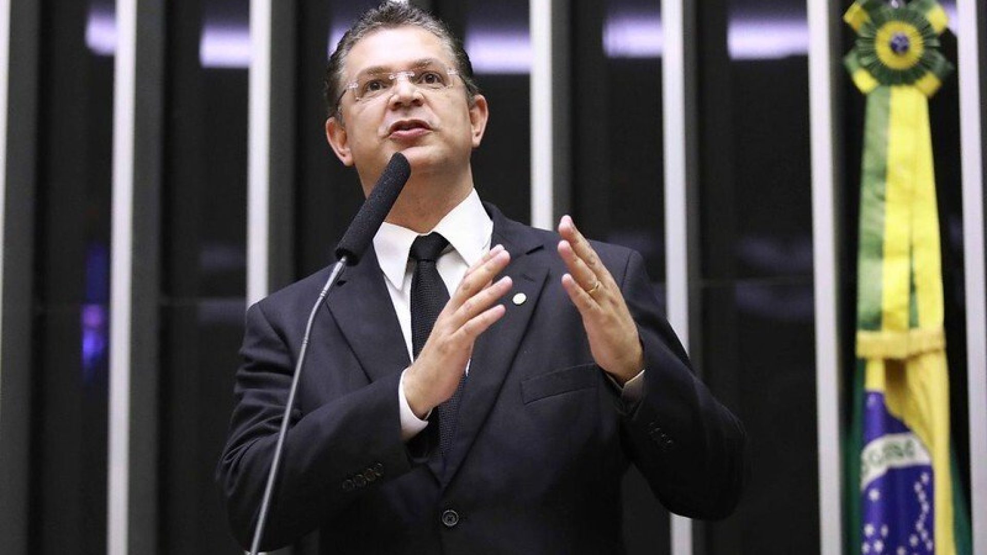 PL protocola pedido de urgência para projeto de anistia