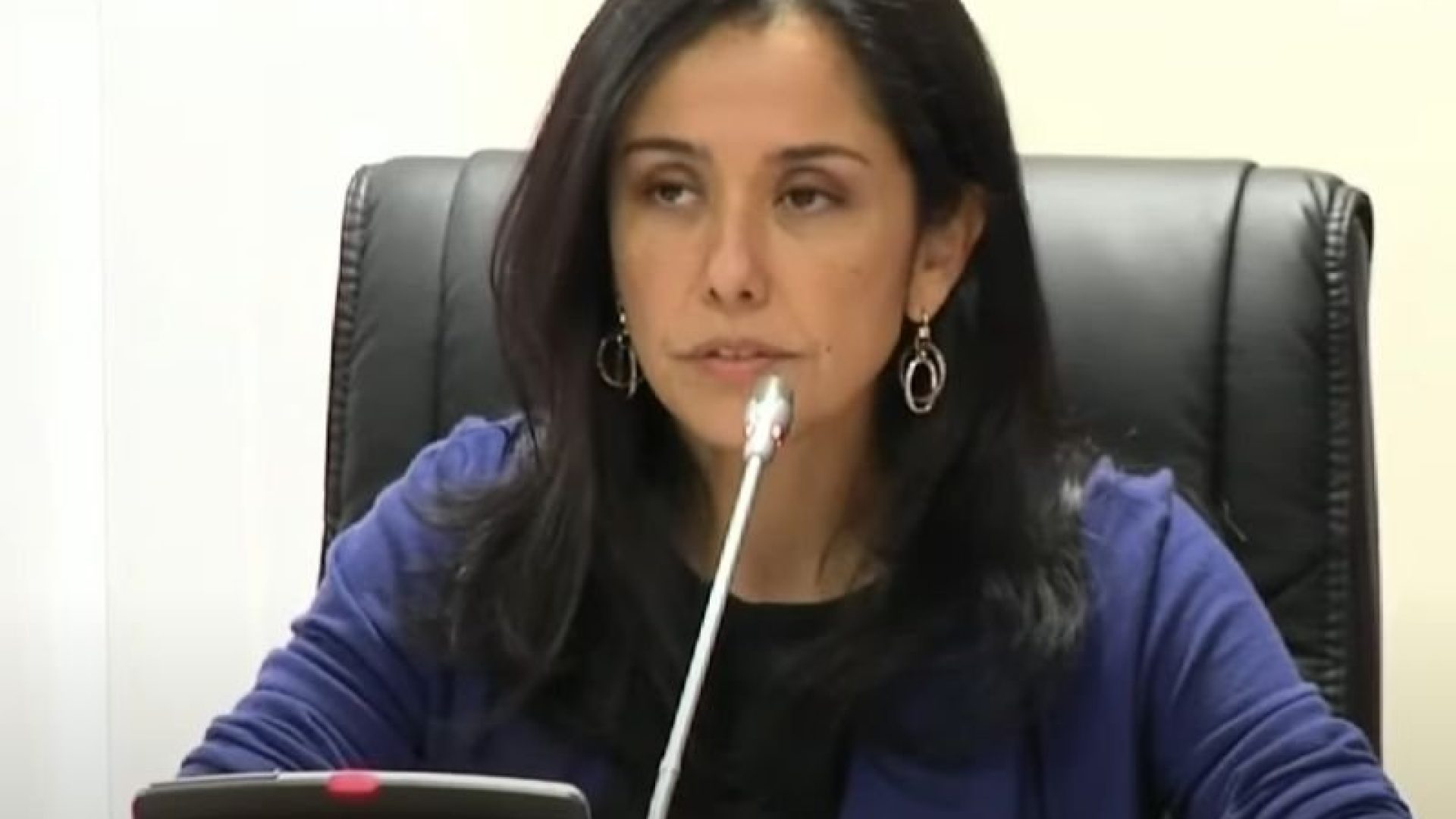 Ex-primeira-dama do Peru chega ao Brasil após receber asilo diplomático