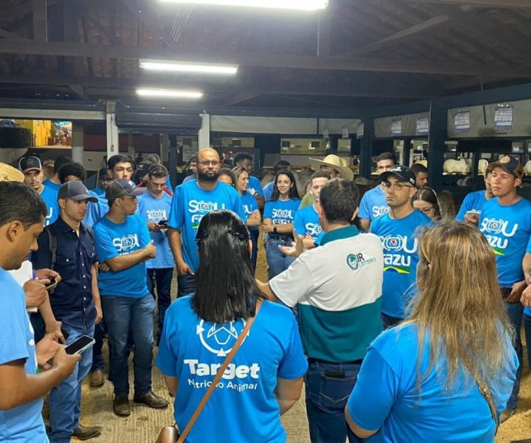 Alunos da Fazu no Parque Fernando Costa em Uberaba (Foto: Ascom/ABCZ