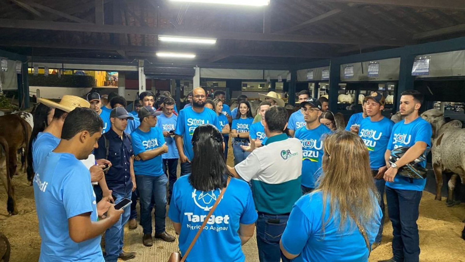 Alunos da Fazu no Parque Fernando Costa em Uberaba (Foto: Ascom/ABCZ
