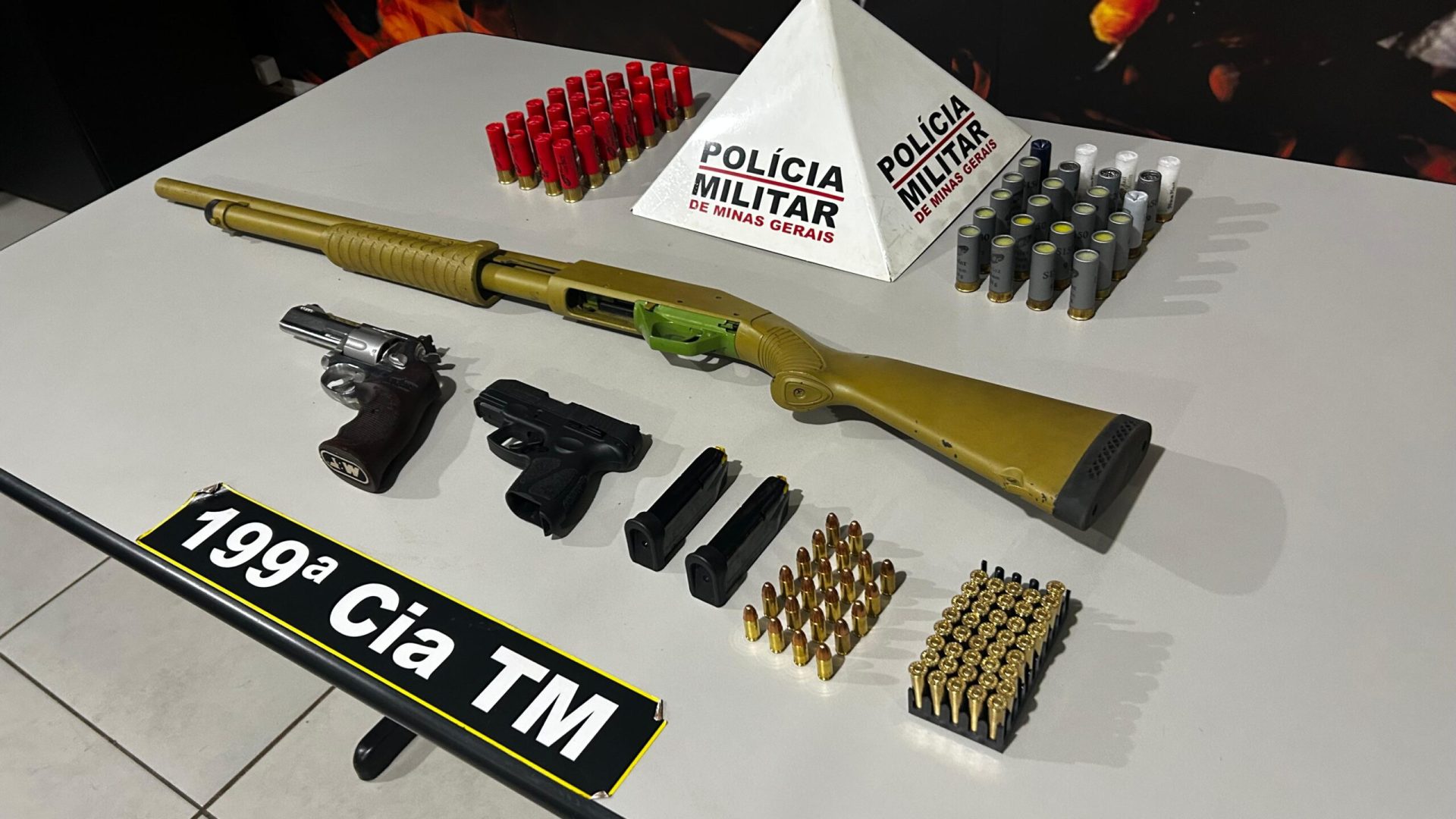 CAC é preso em Uberlândia por entregar arma a adolescente durante festa