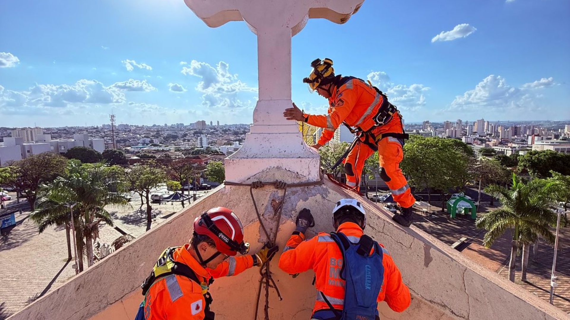 (foto: divulgação/ Corpo de Bombeiros)