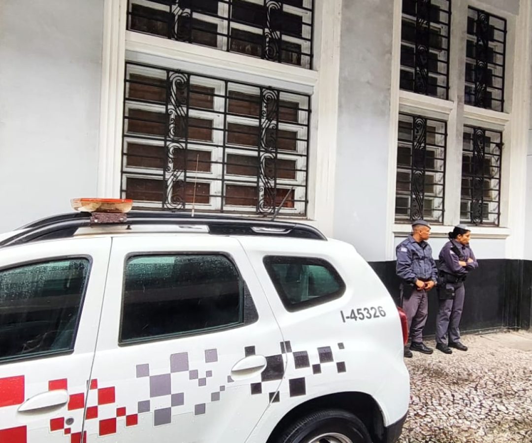 Foragido por assalto à Caixa em MG é preso pela PM em Praia Grande