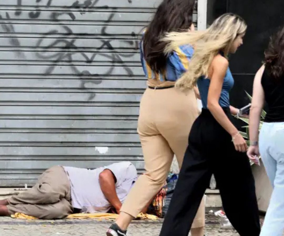 agressões contra população de rua