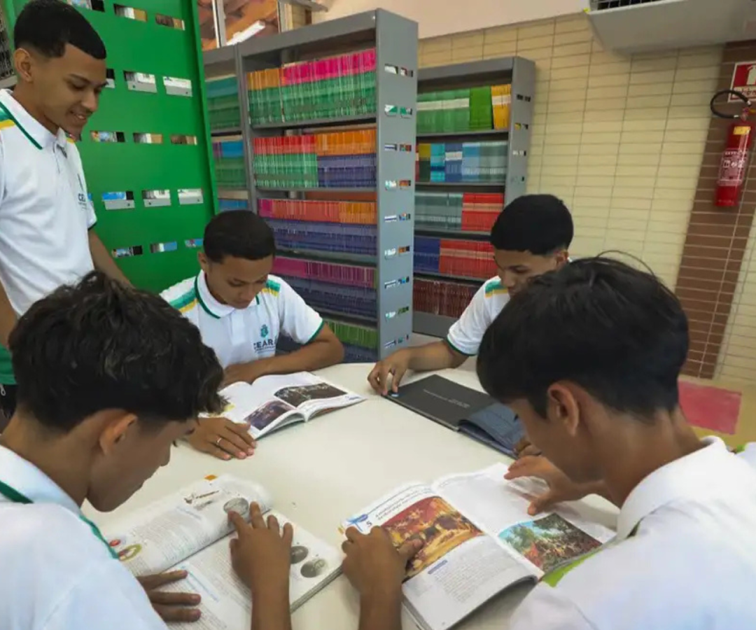 Os chamados anos finais do ensino fundamental – que compreendem o 6º, 7°, 8º e 9 º anos – são considerados uma etapa escolar peculiar...