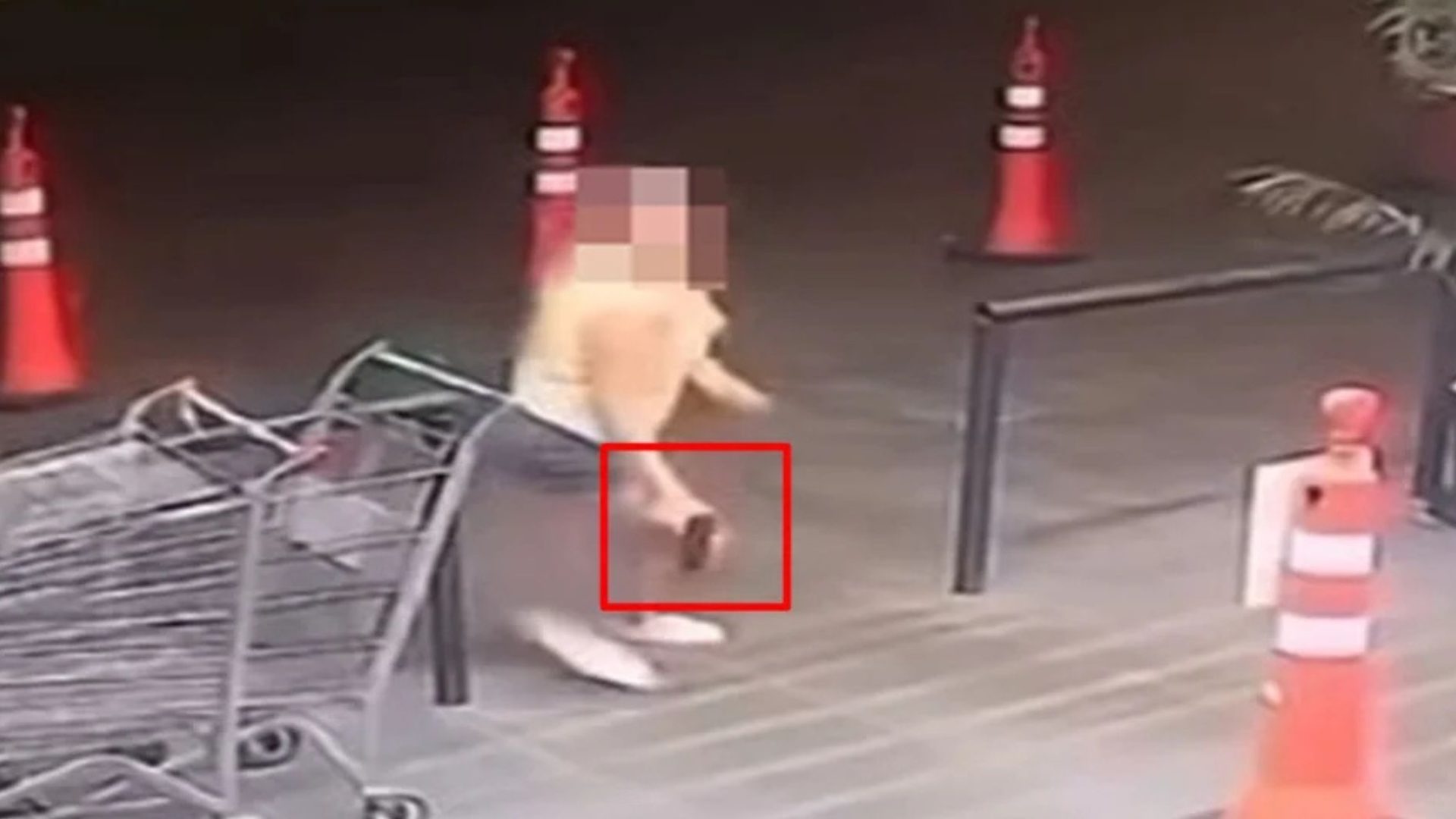 ameaça com arma em bar