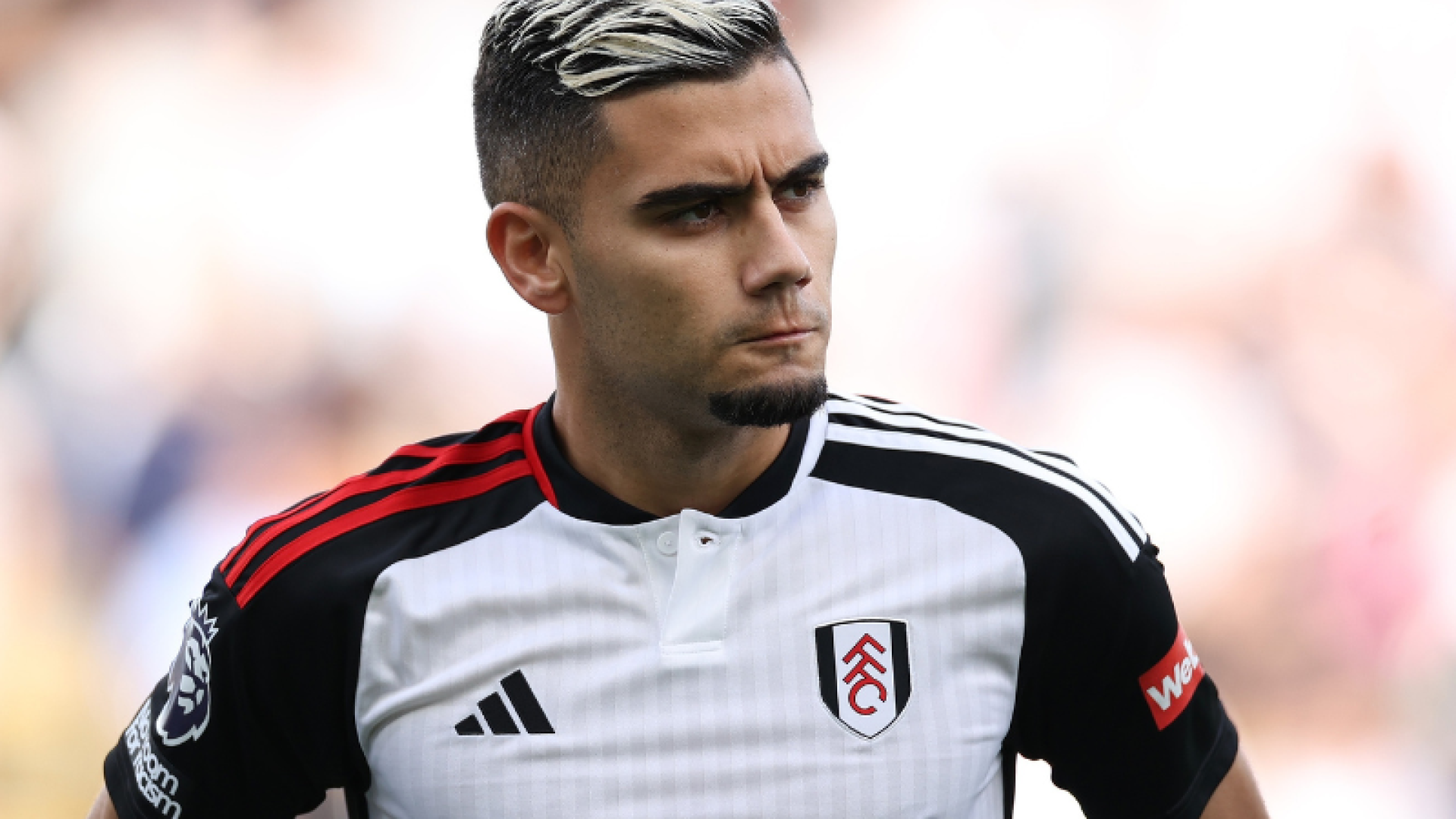 O Palmeiras está prestes a oficializar Andreas Pereira como 12º reforço de 2025. O meia de 29 anos realizou exames na Inglaterra...