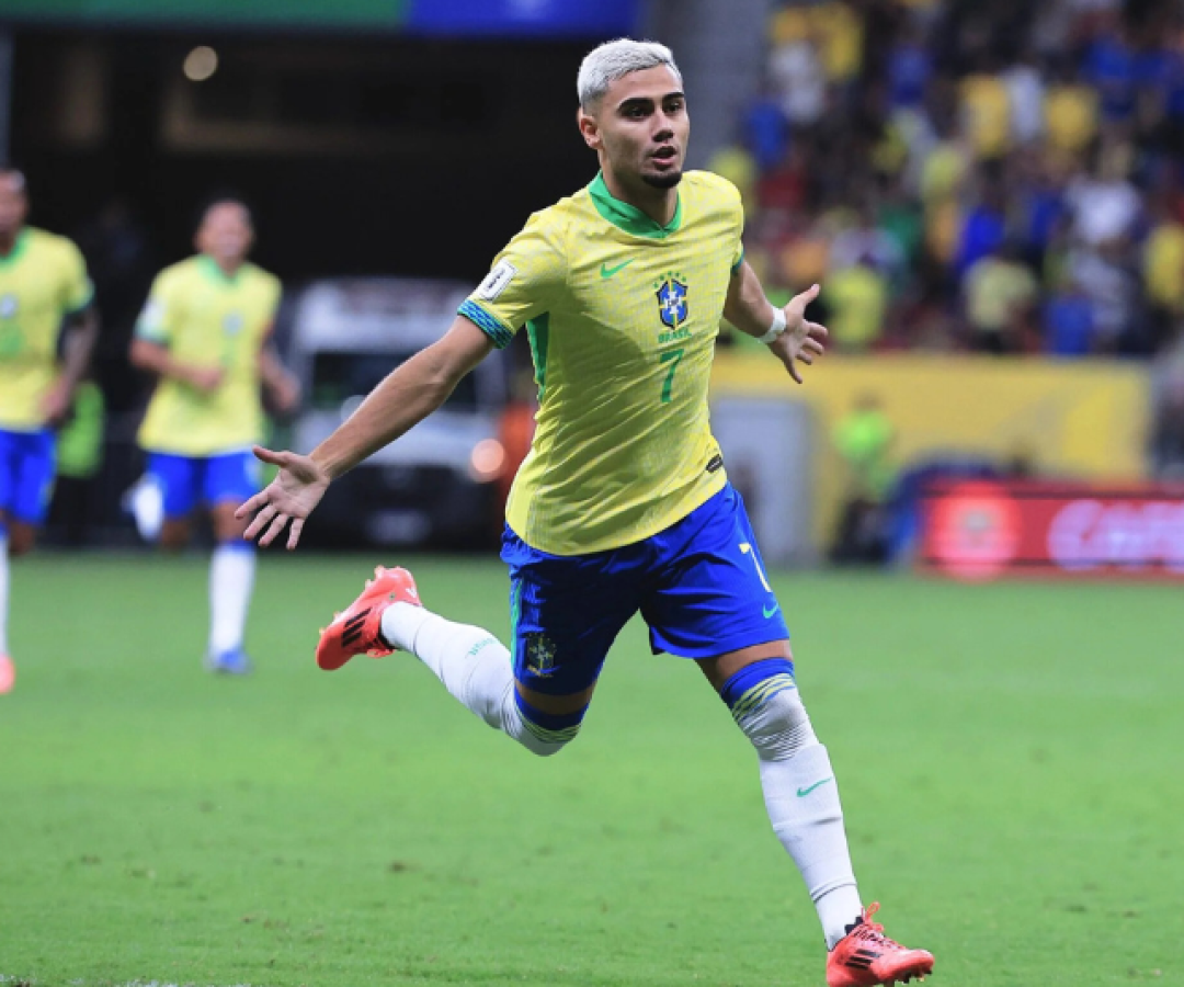 O Palmeiras intensificou as tratativas com Andreas Pereira e se aproxima de um desfecho positivo. A proposta atual é de...