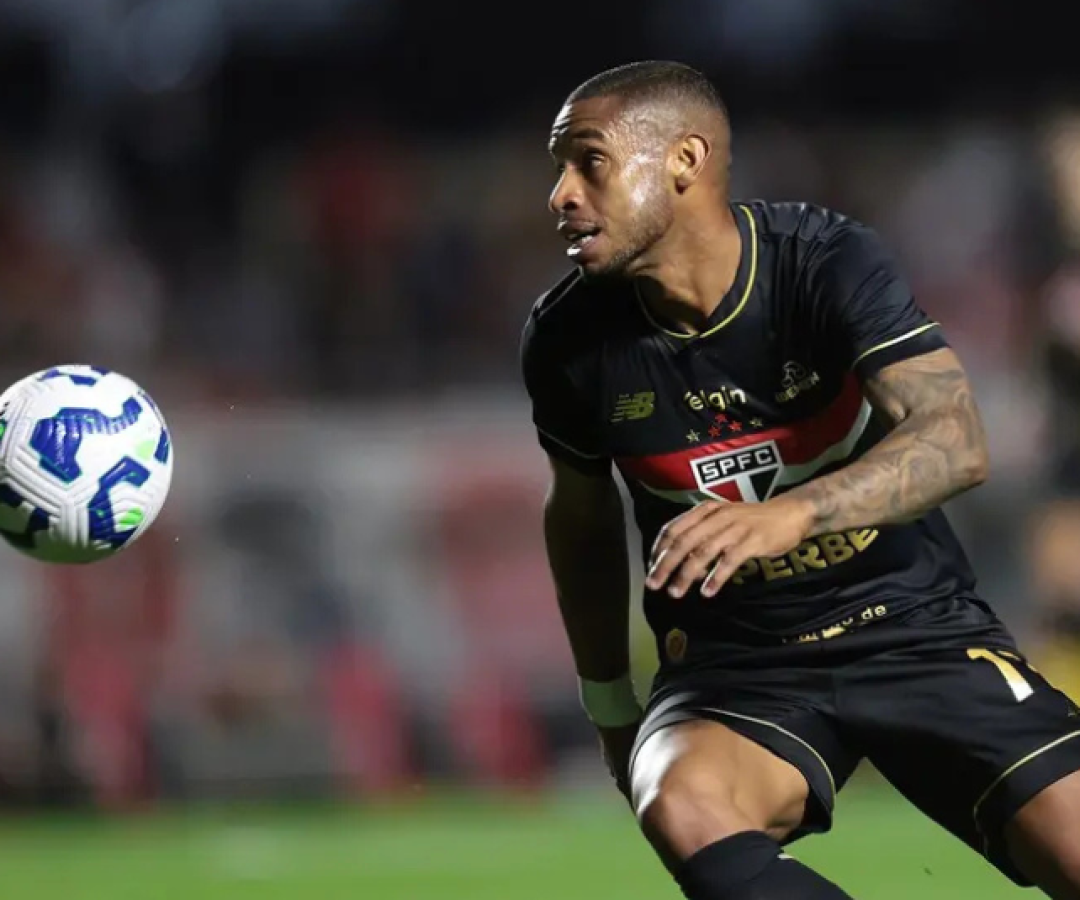 O São Paulo sofreu duro golpe com a lesão de André Silva, artilheiro da temporada com 14 gols. O atacante teve confirmada uma lesão...