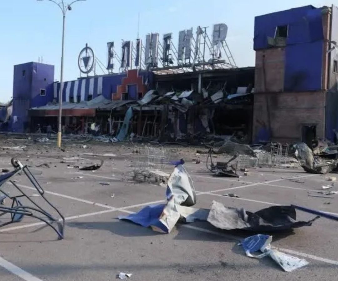 ataque russo à estação ferroviária na Ucrânia