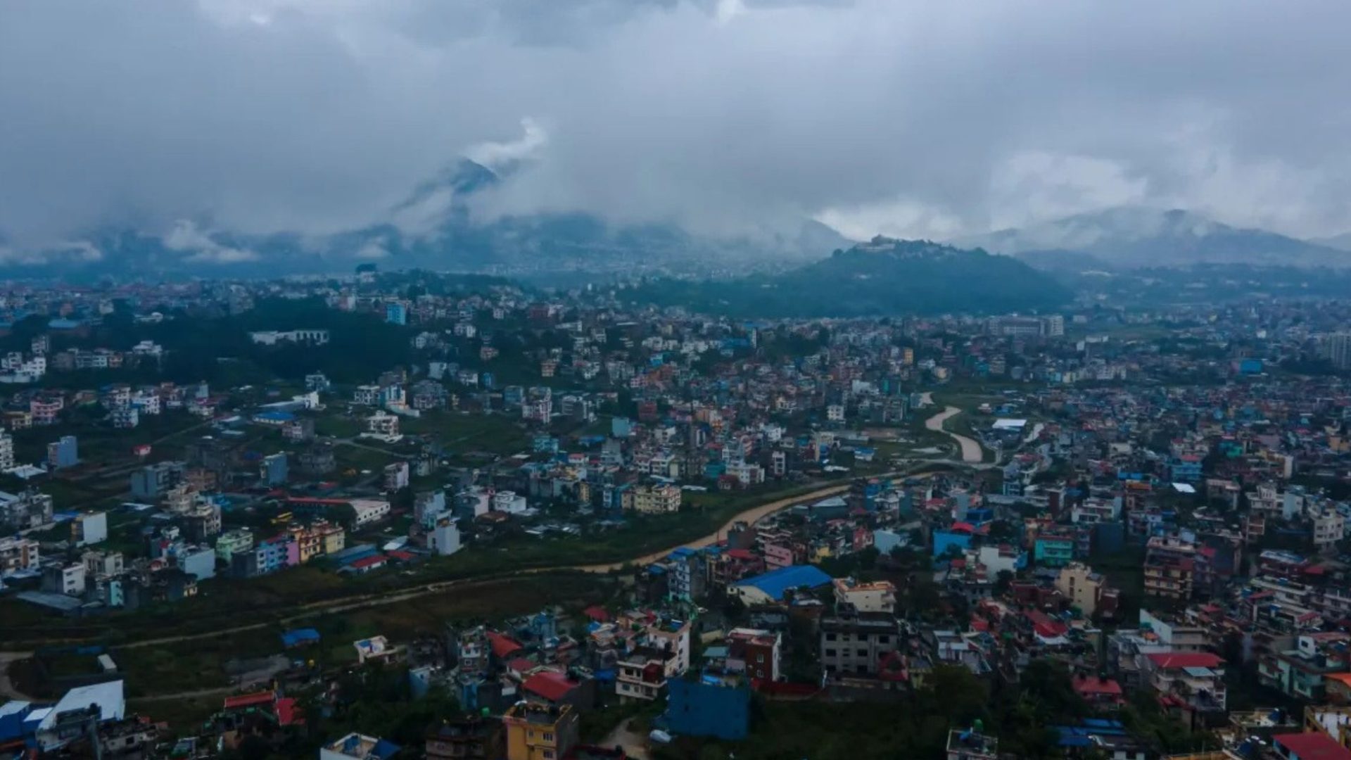 avalanche no Nepal