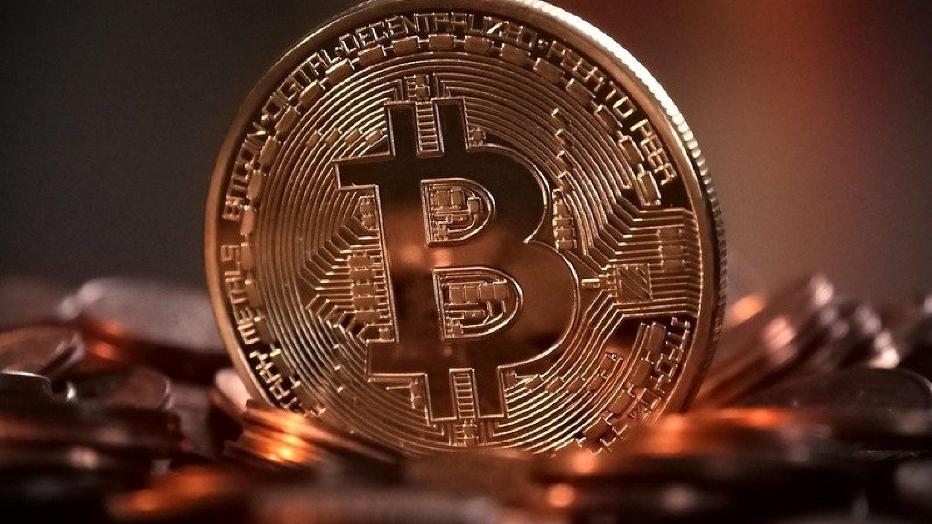 bitcoin-sobe-20-por-cento