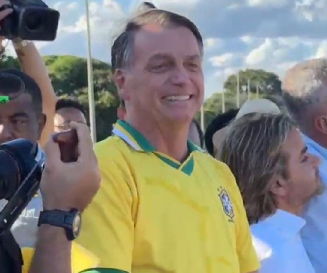 bolsonaro-participa-ato-pro-anistia