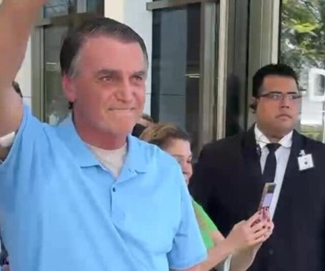 bolsonaro-recebe-alta