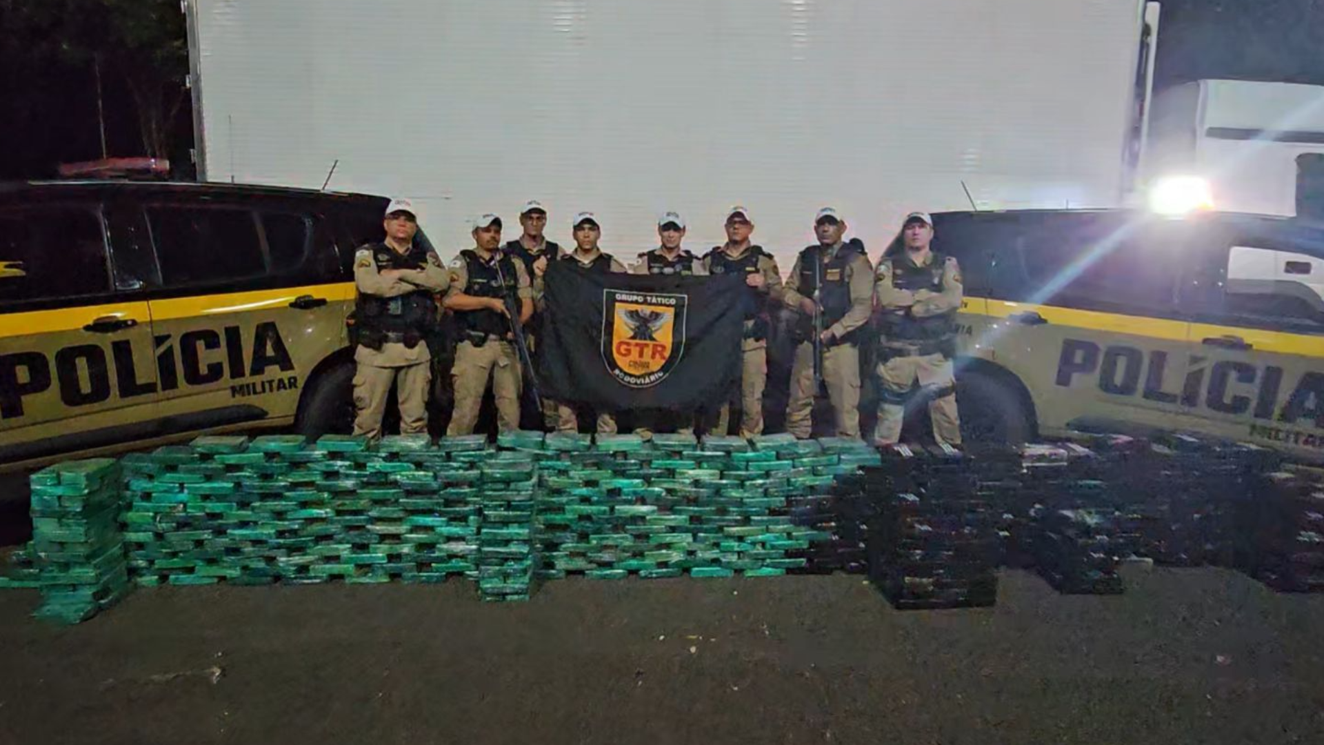 PM Rodoviária apreende mais de meia tonelada de cocaína em Campina Verde