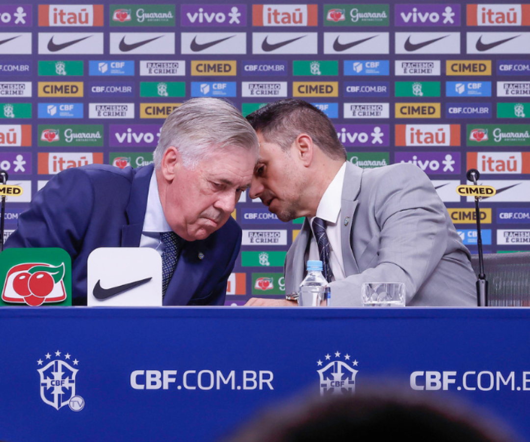 O técnico italiano Carlo Ancelotti teve de lidar com os primeiros cortes por lesão desde que assumiu a Seleção Brasileira.