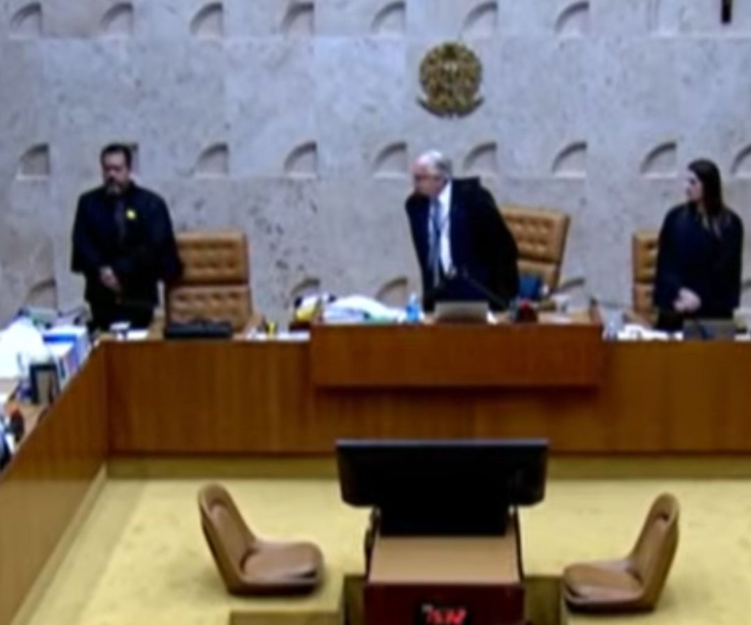 crise no STF