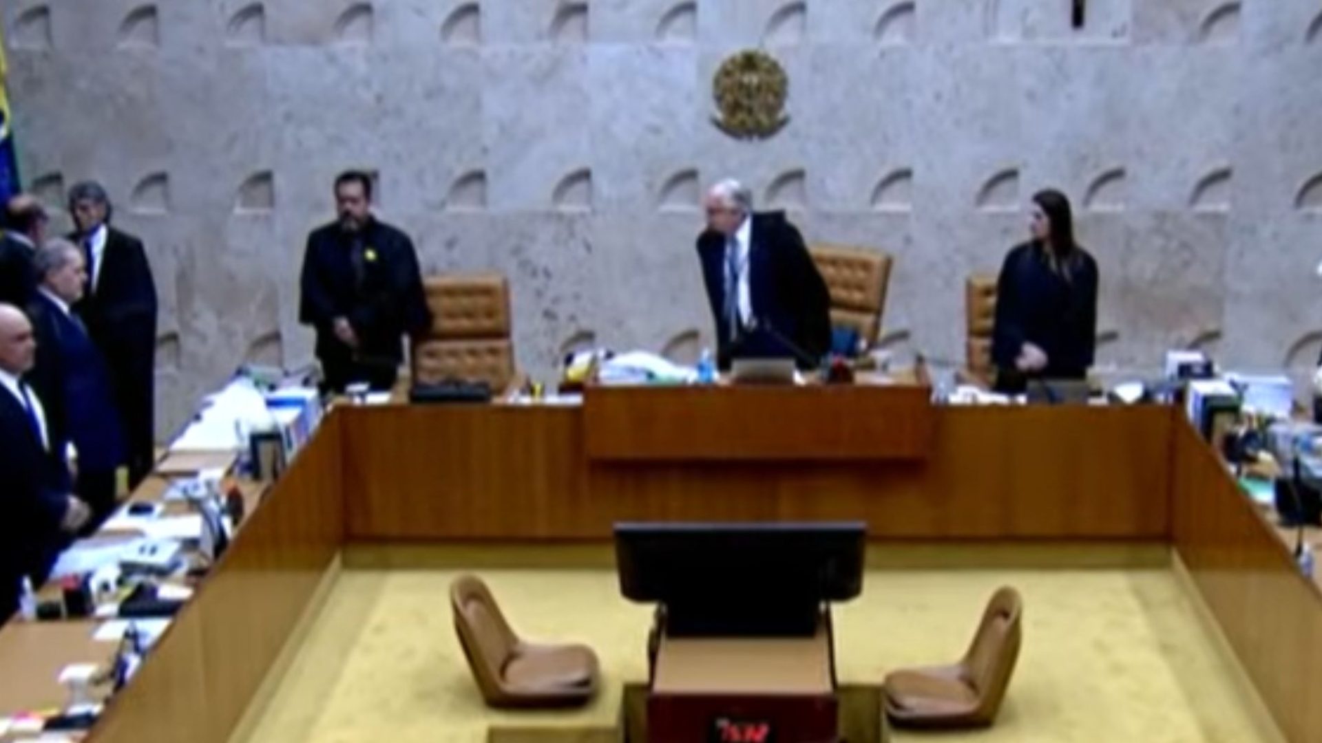 crise no STF